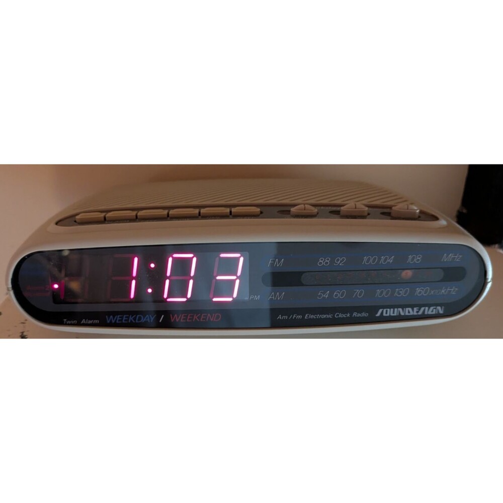 Vintage Soundesign 3658SGY AM/FM Clock Radio Twin Alarm Retro 80s Tested